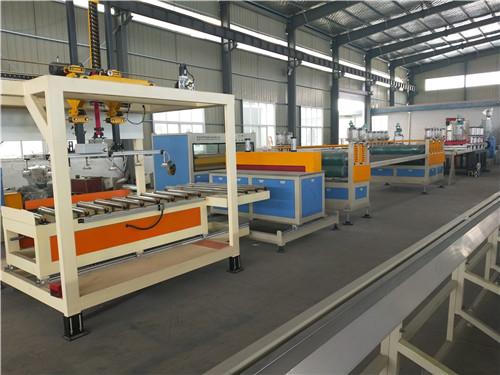  供应产品 青岛新型pp建筑模板生产线_中空建筑模板设备 机械